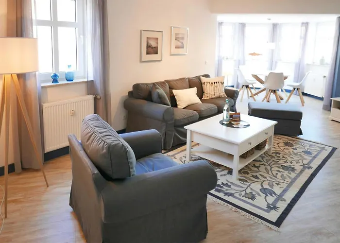 Strandburg - Turmwohnung 105 * Йюст
