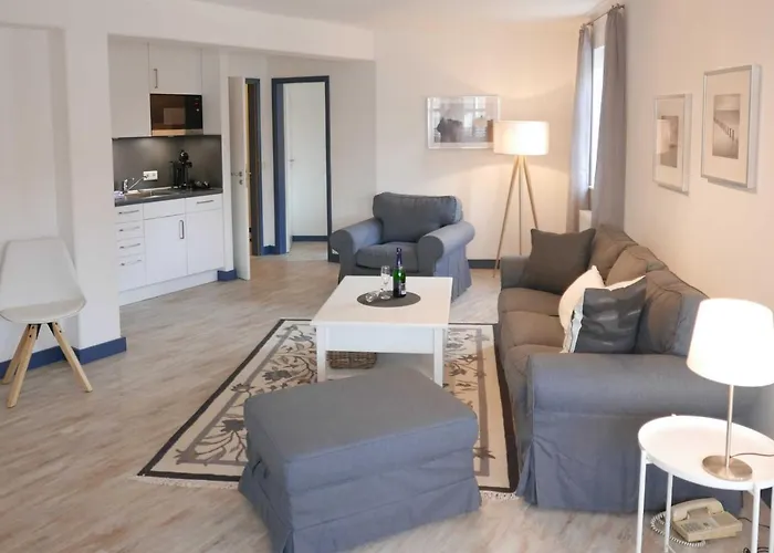 Strandburg - Turmwohnung 105 * Йюст